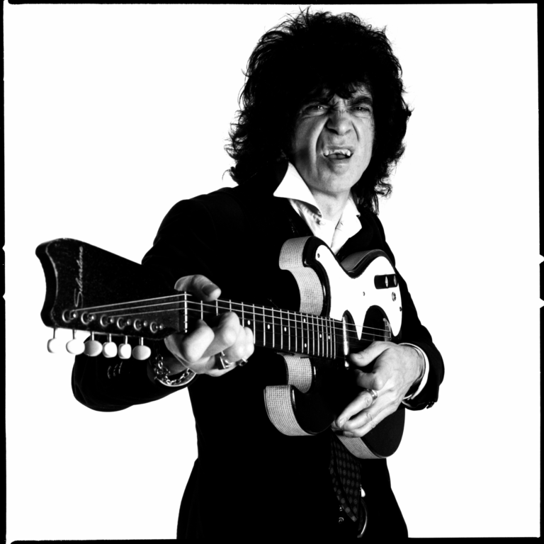 IAN SVENONIUS by THEO SOYEZ - 1