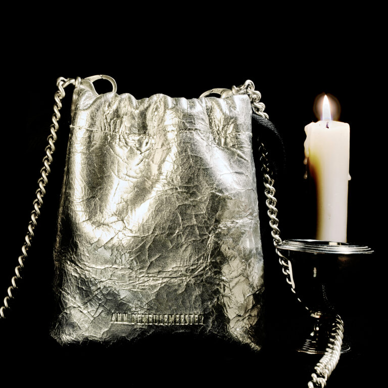 ANN D - 0229 - square