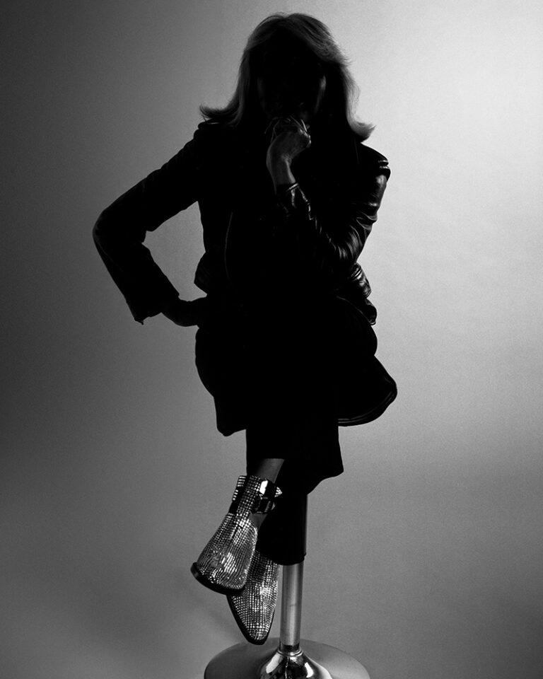 Amanda - 6x6 - 2nd Look - 5-Modifica-Modifica